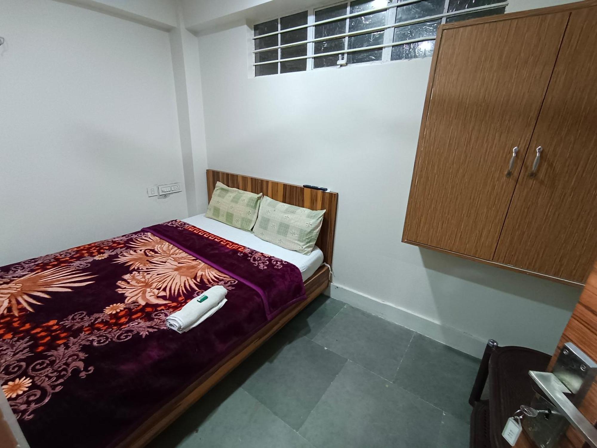 Shillong Perk Guest House Buitenkant foto